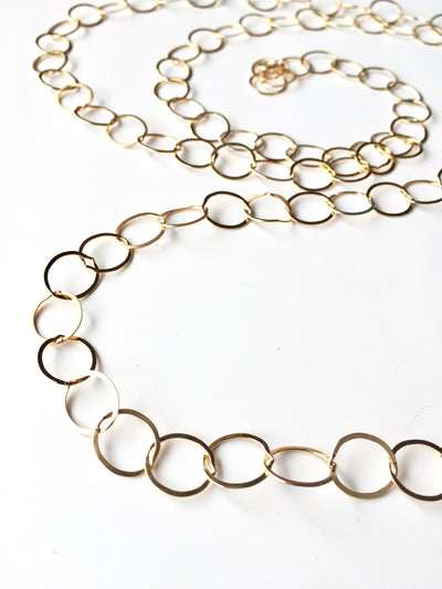 Classic Hammered Circle Necklace