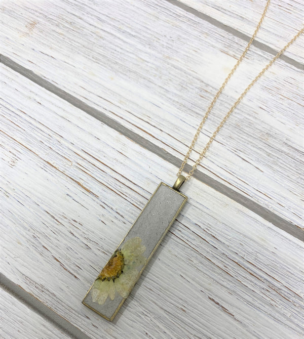 Concrete Botanical Necklace - White