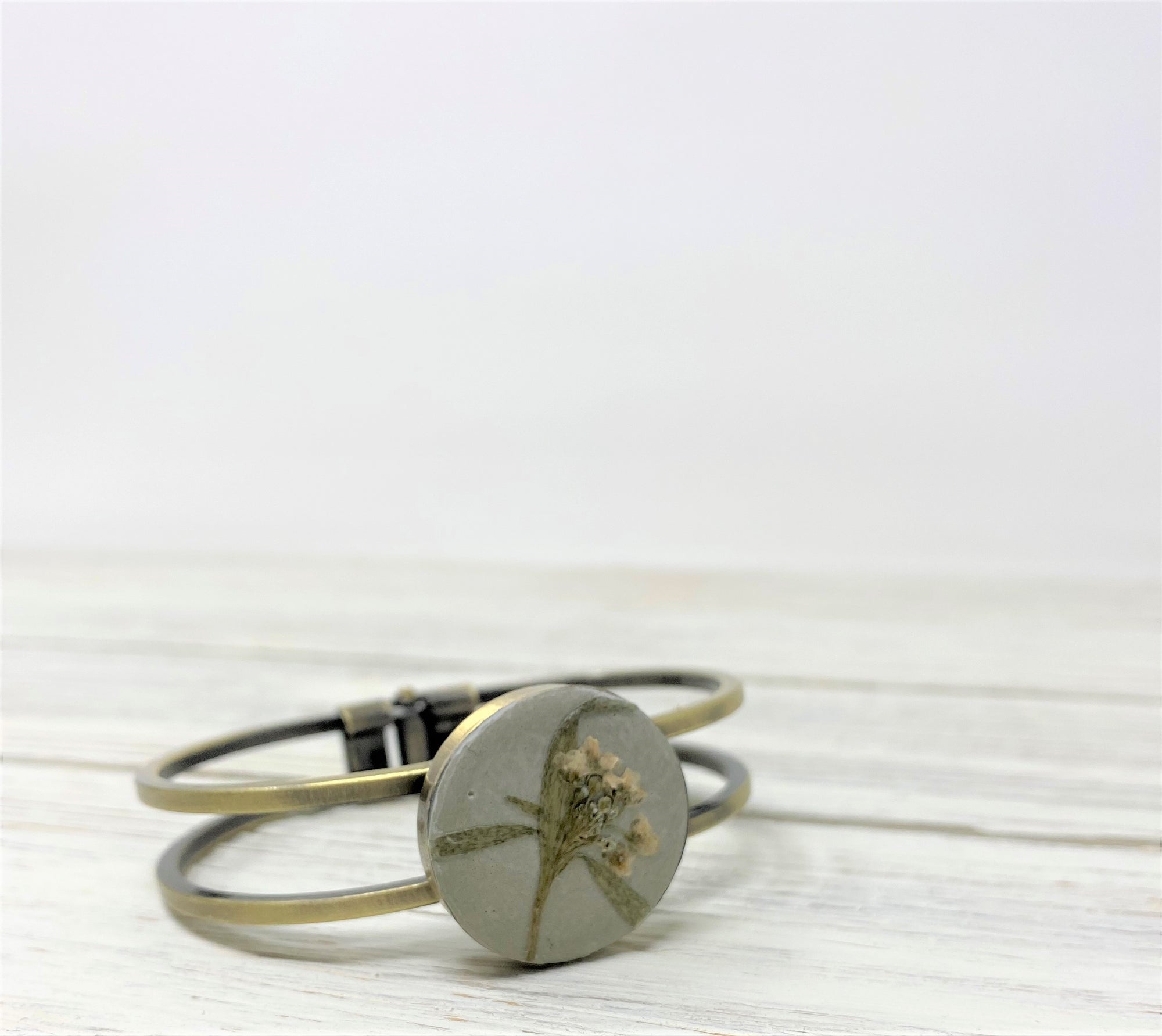 Vintage Concrete Flower Bracelet- I