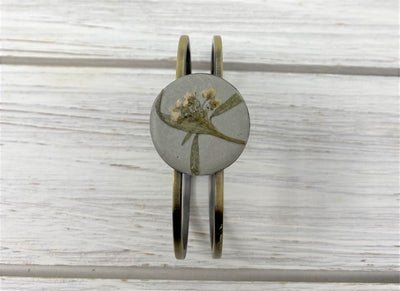 Vintage Concrete Flower Bracelet- I