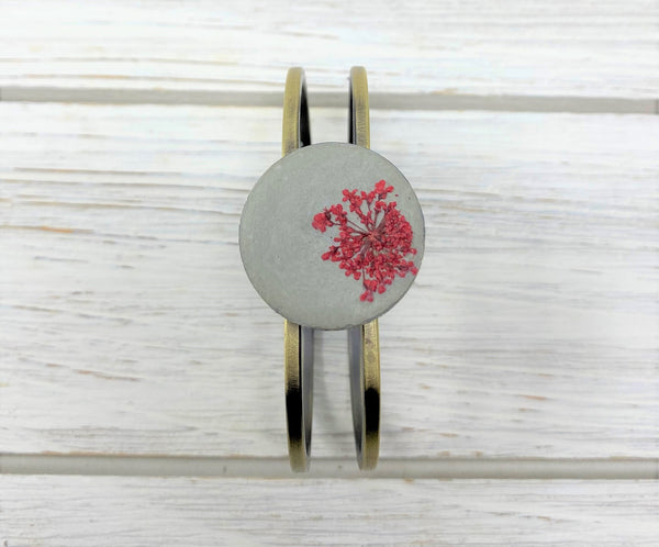 Vintage Concrete Flower Bracelet- II