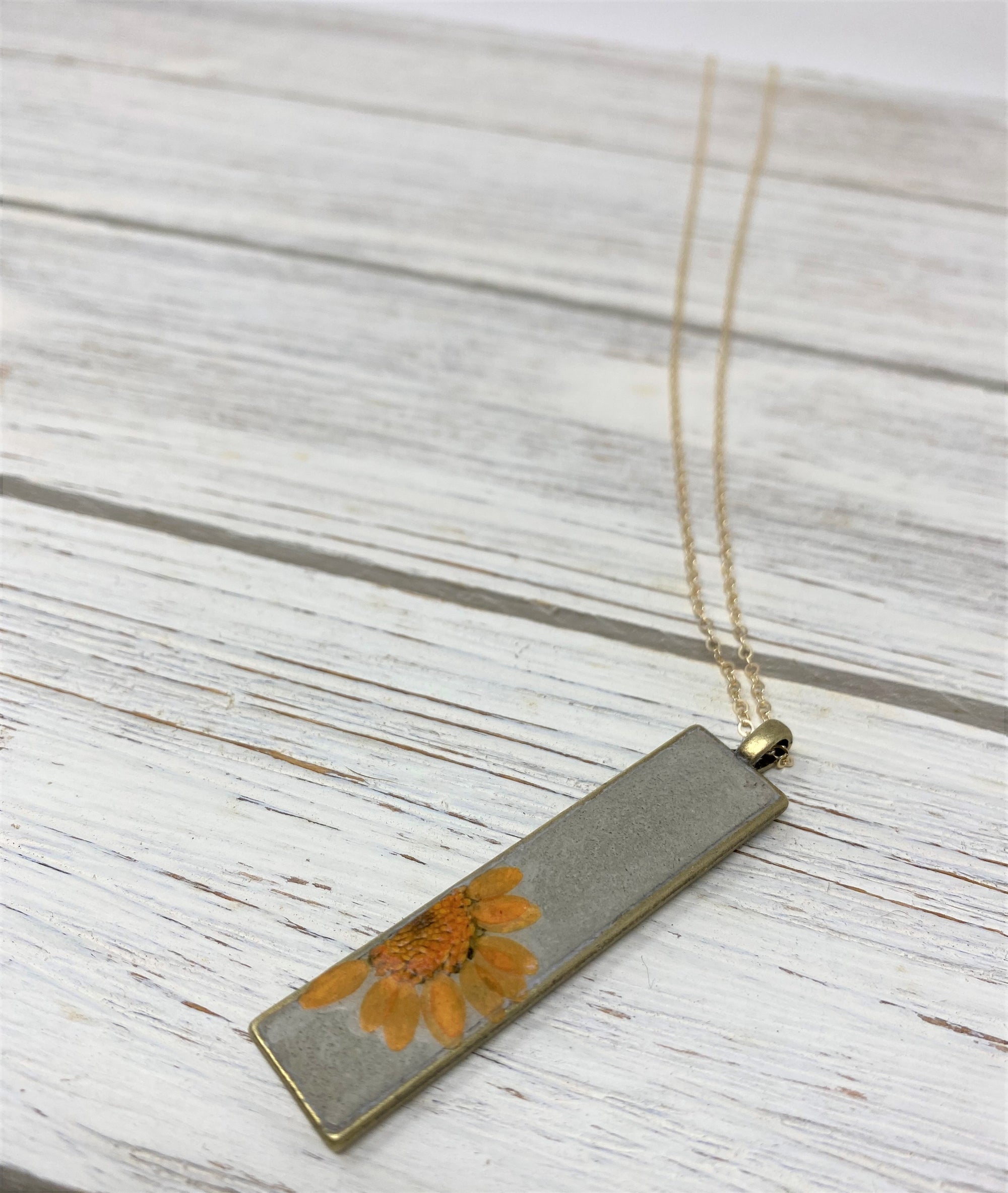 Concrete Botanical Necklace - Light Orange