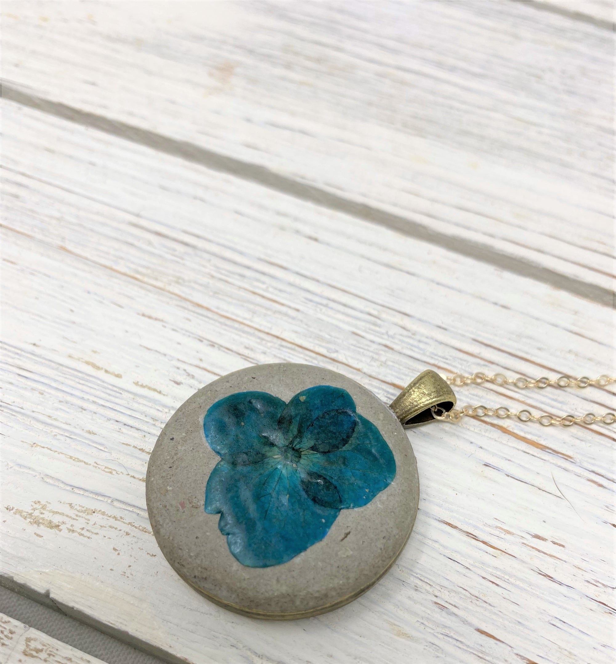 Concrete Botanical Necklace - Blue Flower