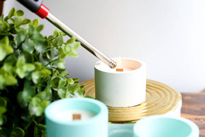 Candle-Making 102 :: Botanical Wood Wick Candles