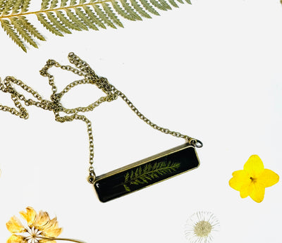 Moody Wildflower Necklace