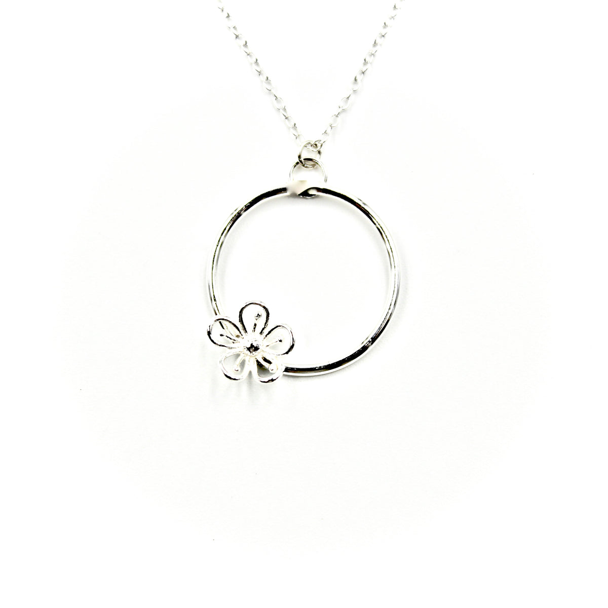 Flower Circle Necklace