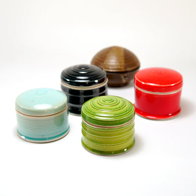 miniature ceramic boxes
